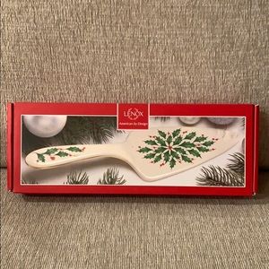 NWT Lenox Holiday Dessert Server